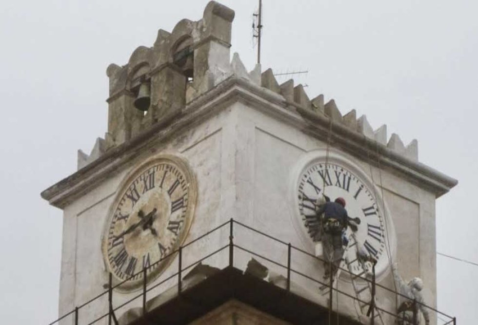 Al via i lavori di restyling della Torre dell’antico orologio di Cassano centro