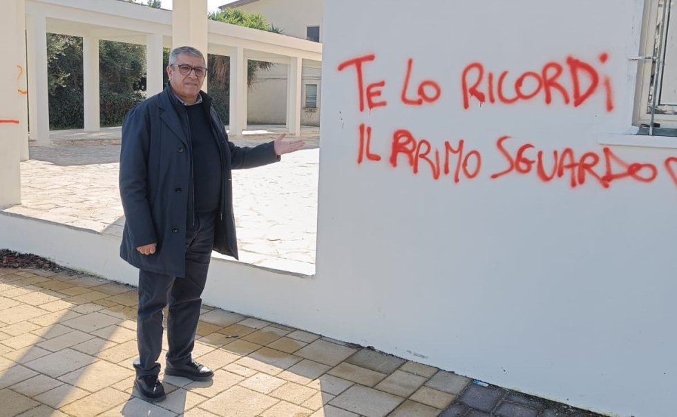 Atti vandalici a Sibari, l&#039;indignazione del sindaco Papasso